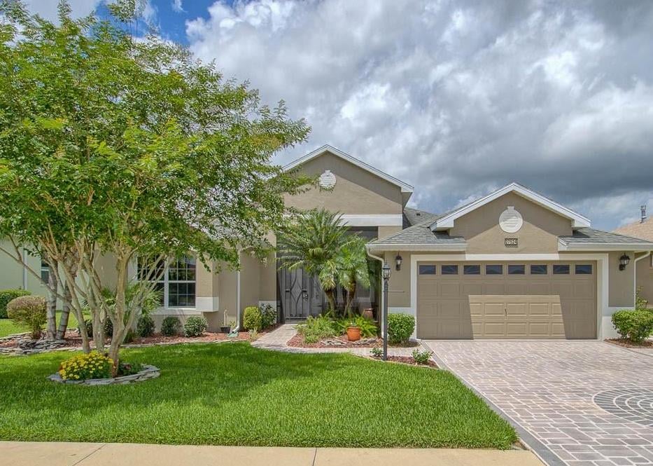 Two Perfect 55 Plus Homes for Sale in Leesburg, Florida